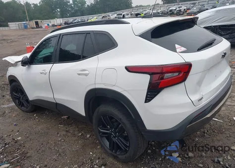 2024 Chevrolet Trax Activ z USA, uszkodzony, nr VIN KL77LKE28RC189212